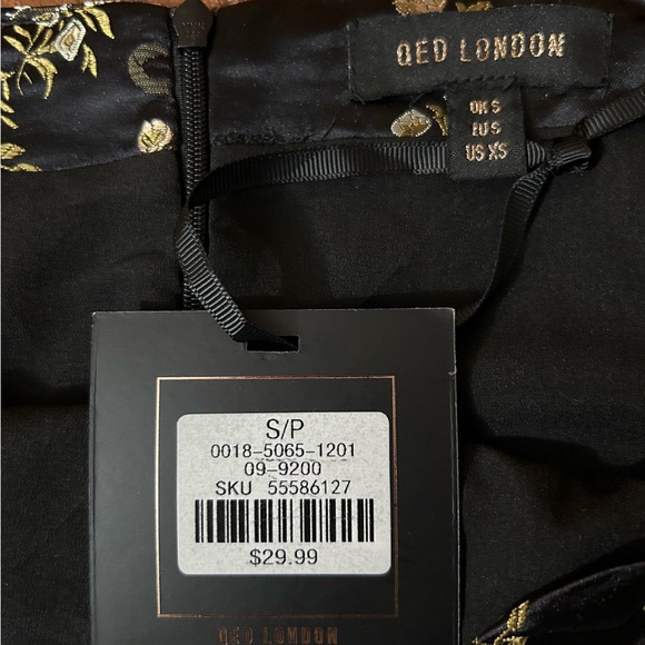 NWT satin Skirt - Picture 2 of 3